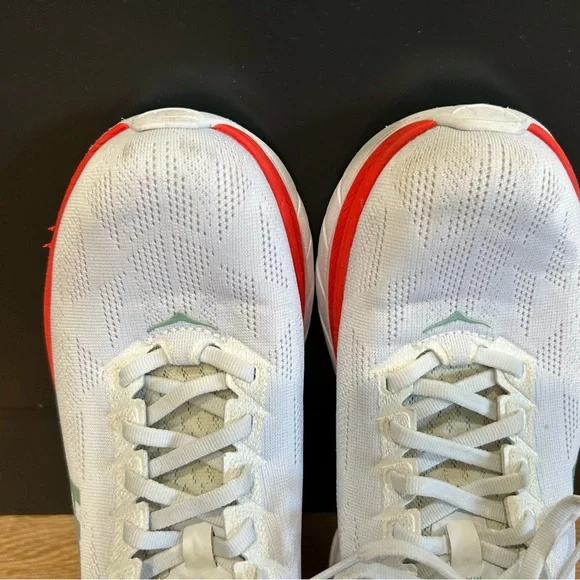 HOKA One One Mach 4 women’s size 9.5 - Picture 11 of 15